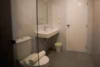 ห้องน้ำภายในห้อง The Zleep Chonburi