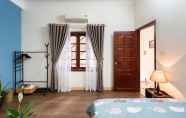 Kamar Tidur 4 Hanoi Crocus Homestay