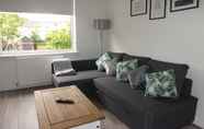 Common Space 2 Two Bedroom Apartment by Klass Living Serviced Accommodation Motherwell - Anderson Apartment With WiFi &Parking