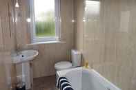 Toilet Kamar Two Bedroom Apartment by Klass Living Serviced Accommodation Motherwell - Anderson Apartment With WiFi &Parking