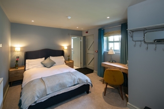 Bedroom 4 The Cowdray Arms