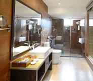 Toilet Kamar 3 Guilin Hantang Xinge Hotel