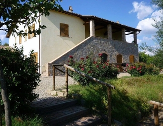 Exterior 2 Agriturismo B&B Vallegiorgio