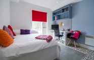 Kamar Tidur 7 Axo Shelbourne