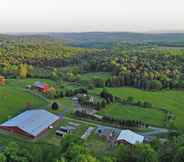 Atraksi di Area Sekitar 7 Equestrian House- Dosanko Cottage