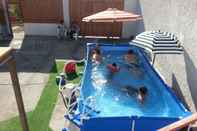 Swimming Pool Hotel Puerto Caliche