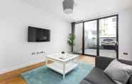 Common Space 3 Modern Townhouse Near 02 Arena & Excel