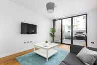 Common Space Modern Townhouse Near 02 Arena & Excel