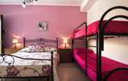 Kamar Tidur 2 B&B Country House Il Grappolo