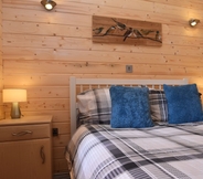 Bedroom 3 Grey Owl Cabin