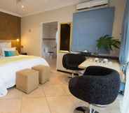 Kamar Tidur 6 Lumley's Place Guest House