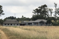 Exterior Spendpenny Guest Farm