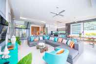 Ruang untuk Umum Luxury 5-Bedroom Villa With Games Room in Kata