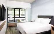 Bedroom 7 Motto by Hilton Philadelphia Rittenhouse Square