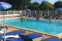 Kolam Renang Camping Les Poutiroux - Tente Lodge