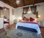 Bedroom 2 Bingelela Lodge