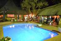 Swimming Pool Bingelela Lodge