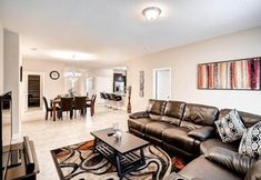 公共空間 2 Solterra 5BR Villa w Private Pool & Spa