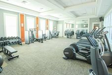 健身中心 Solterra 5BR Villa w Private Pool & Spa