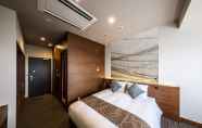 Bilik Tidur 3 Oriental Suites Airport Osaka Rinku