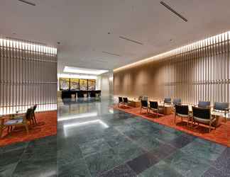 Lobi 2 Oriental Suites Airport Osaka Rinku