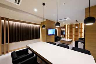 Lobi 4 Oriental Suites Airport Osaka Rinku