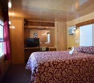 ห้องนอน 3 Robbins Motel