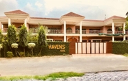 Exterior 4 Havens Corporate Hotel