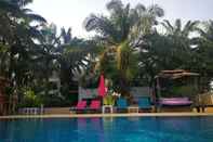 Swimming Pool Pattaya YueHu Phoenix Deluxe Villa 5room