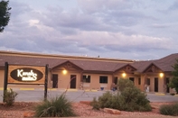 Exterior Kanab Suites