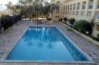 Swimming Pool Hotel Les Zibans