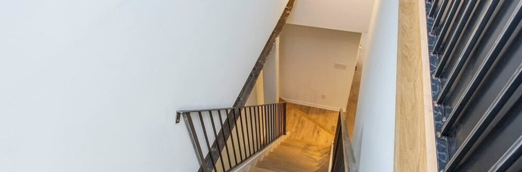 Lobi Steps From Jefferson - New Boutique Building - Center City