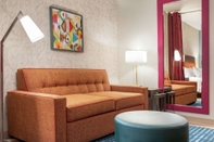 Common Space Home2 Suites by Hilton Greece Rochester