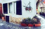 Luar Bangunan 7 B&B La Bouganville