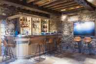 Bar, Cafe and Lounge Domaine des Etangs, Auberge Resorts Collection