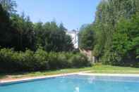 Swimming Pool Hostal Rural Can Enric