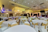 Dewan Majlis Dolphin Ras Elbar