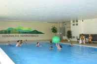 Swimming Pool Ferienhotel Markersbach