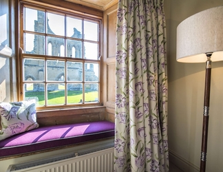 Bedroom 2 Byland Abbey Inn