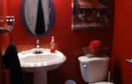 In-room Bathroom 2 Merlot Sunset B&B