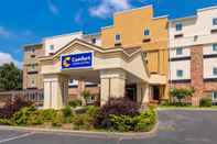 Bangunan Comfort Inn & Suites