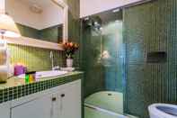 In-room Bathroom Venice Dream House Figaro