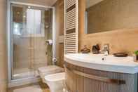 Toilet Kamar Venice Dream House Tosca