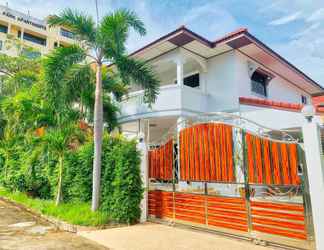 Luar Bangunan 2 Royal Park Villa