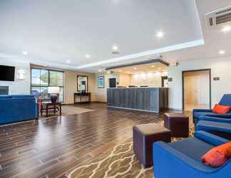 Lobi 2 Comfort Inn & Suites North Platte I-80