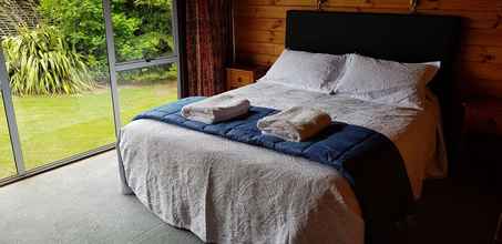 Kamar Tidur 4 Lakeview Cottage