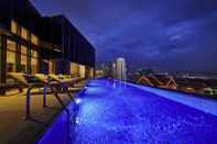 Swimming Pool Grand Mercure Gandhinagar GIFT City