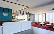 Lobby 2 Hampton by Hilton Toulouse Airport