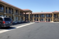 Exterior SureStay Plus Hotel by Best Western Hesperia