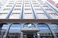 Exterior Atiskan Hotel